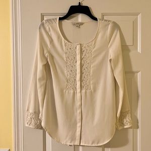 LC Lauren Conrad Long Sleeve Blouse w/ Lace Bib & Sleeve Accents, size xs